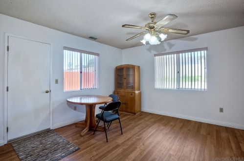 6908 Tanglewood Rd, San Diego CA  92111-4123 exterior