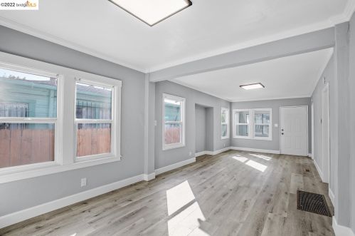 2039 96 Ave, Oakland CA 94603-1936 exterior