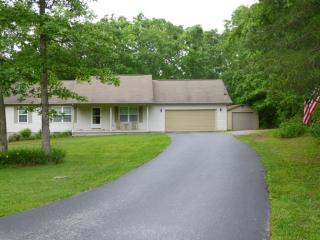 228 Castle Cir, Crossville, TN 38555-6862