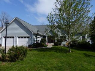 157 Dovenshire Dr, Crossville, TN 38558-8899