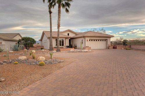 1923 Pinetop Dr, Green Valley, AZ 85622-5845