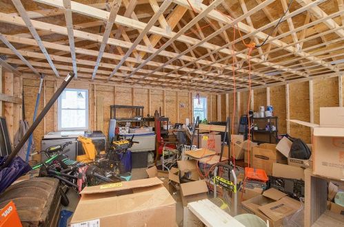 21 Lollypop Ln, Danville NH  03819-5129 exterior