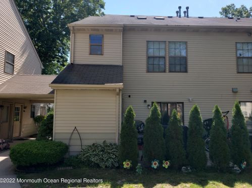 1307 Violet Ln, Jackson Twp, NJ 08527-4156