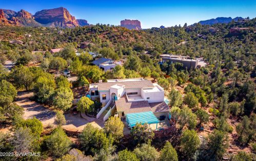 105 Castle Rock Trl, Sedona AZ 86336-6820 exterior