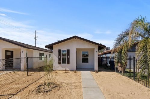 6 Owens St, Bakersfield, CA 93307-0059
