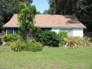 17360 Savage Ave, Alva FL  33920-5562 exterior