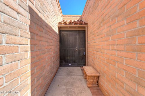 1460 Desert Hills Dr, Green Valley, AZ 85622-8287