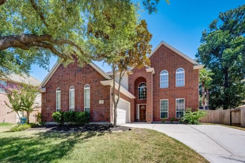 8910 Sailing Dr, Humble, TX 77346-2795