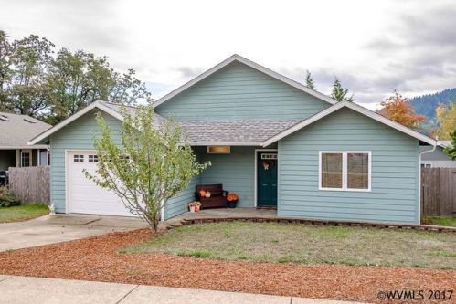 564 Amethyst Ave, Philomath, OR 97370-9440
