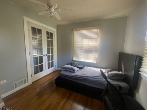 227 Rahway Ave, South Plainfield NJ  07080-3737 exterior