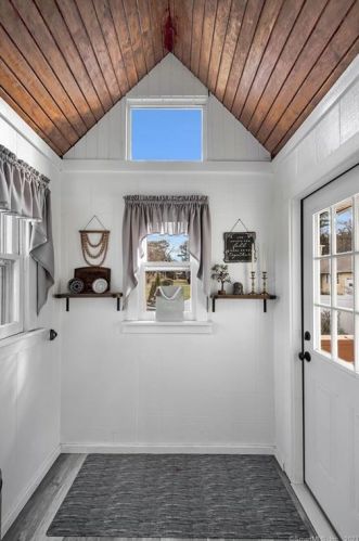 352 Shrub Rd, Bristol CT  06010-2473 exterior