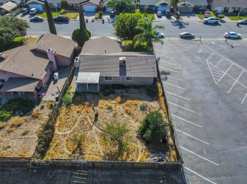 1633 Crowell St, Livingston CA  95334-1854 exterior