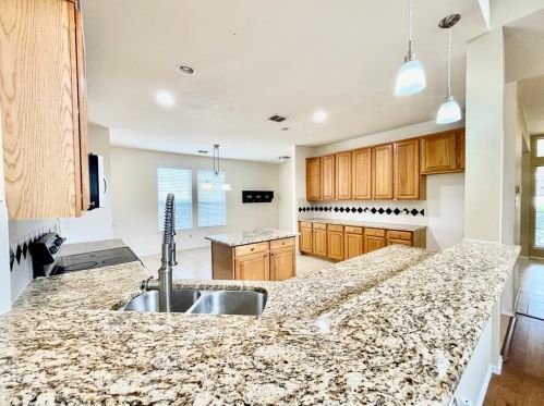 1324 Heather Brook Dr, Allen, TX 75002-2760