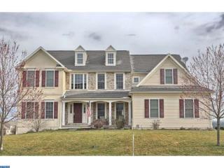 53 Sweetwater Ln, Wernersville, PA 19565-9144