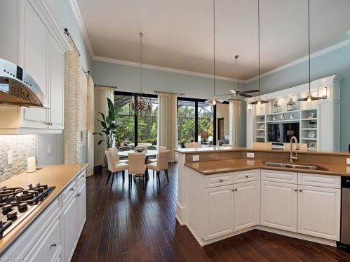 18081 Lagos Way, Naples FL 34110-2765 exterior