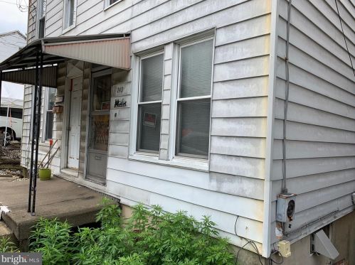 243 Wallace St, Primrose, PA 17901-1133