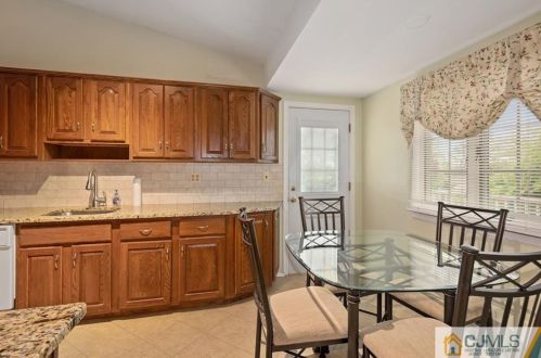 28 Holly St, Old Bridge NJ  08857-2259 exterior