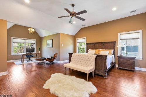 16 Hidden Meadow Dr, Scotch Plains NJ  07076-1158 exterior