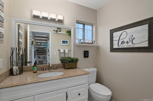 5394 Bloch St, San Diego CA 92122-4015 exterior