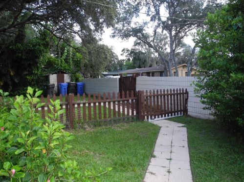 18717 Hamilton St, Lutz FL  33549-3820 exterior