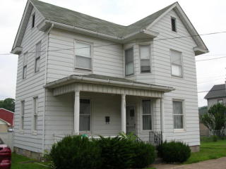 123 8th St, Berwick, PA 18603-3111