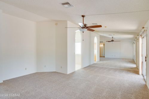 8756 Eagle Creek Dr, Tucson AZ  85730-5709 exterior