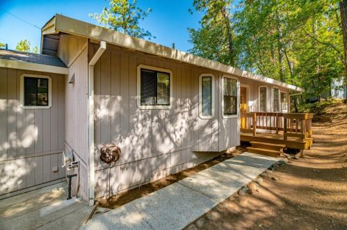 15274 Pammy Way, Grass Valley CA  95949-6522 exterior