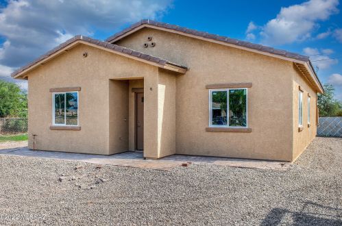 466 33rd St, Tucson AZ  85713-3545 exterior