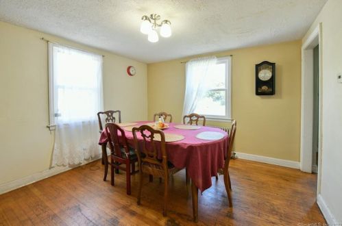 389 Forbes St, Hartford, CT 06118-1309