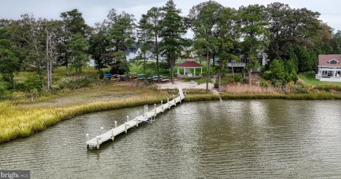 23667 Herring Reach Ct, Lewes DE  19958-5467 exterior