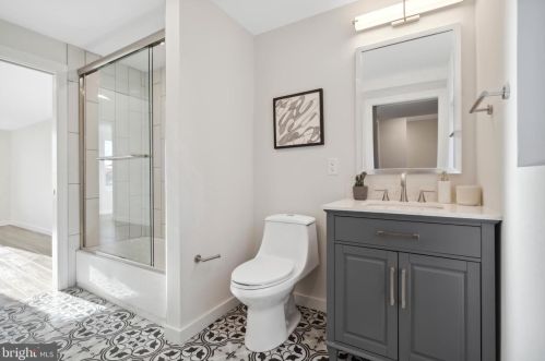 241 Allen St, Philadelphia PA  19125-4103 exterior