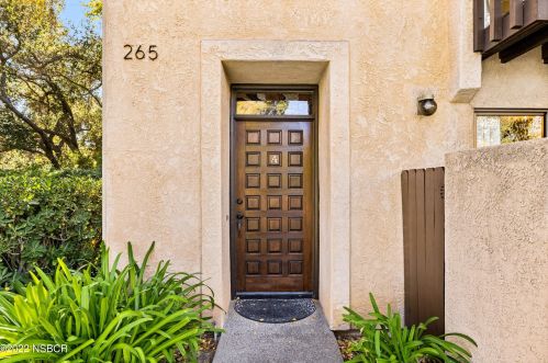 265 5th St, Solvang, CA 93463-2773