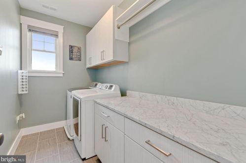 7413 Bethune St, Falls Church VA  22043-1316 exterior