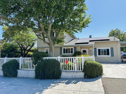 1368 Norman Dr, Sunnyvale, CA 94087-5827