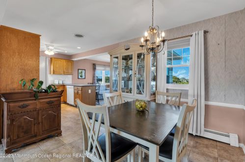 316 Sunset Dr, Pelican Island NJ  08751-2225 exterior