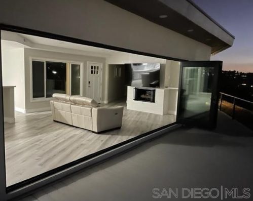 1110 Monterey Dr, El Cajon CA  92020-6718 exterior