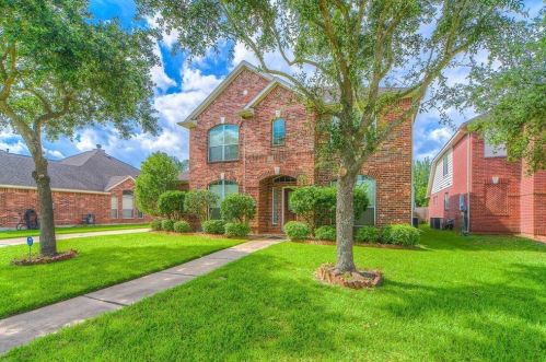 11402 Sailwing Creek Ct, Pearland TX  77584-8410 exterior