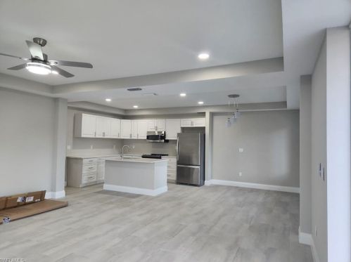 4150 10th Ave, Naples FL  34117-9119 exterior