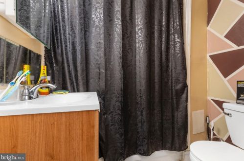 529 Cherry St, Norristown PA 19401-3801 exterior