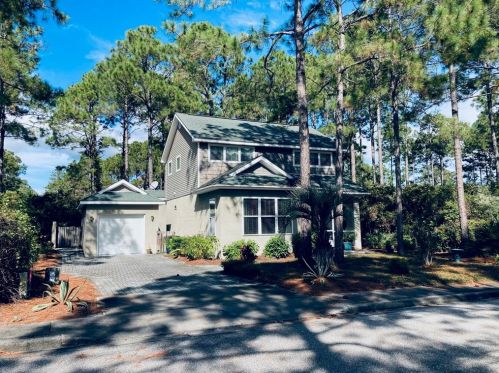 125 Skimmer Ln, Carrabelle, FL 32322-8017