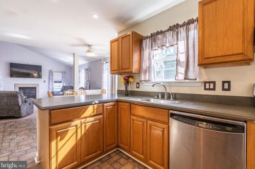 101 Stoneridge Pl, Bear DE  19701-1952 exterior