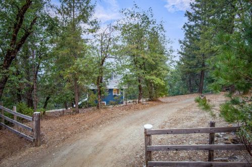 13425 Wild Life Ln, Grass Valley CA  95945-7928 exterior