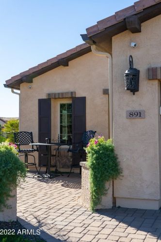 891 Harmony Way, San Tan Valley, AZ 85140-5263