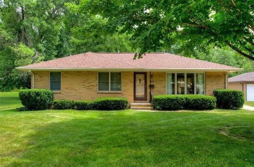 3917 73rd St, Des Moines IA  50322-2501 exterior