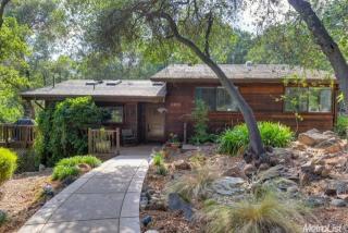 8871 Gilardi Rd, Newcastle, CA 95658-9765