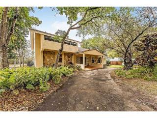 9848 94th Ter, Miami, FL 33176-1856