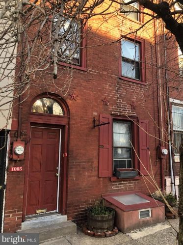 1005 4th St, Philadelphia, PA 19123-1501