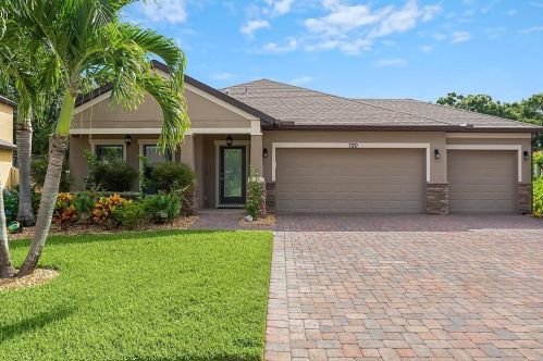 720 22nd Ave, Vero Beach FL  32962-1326 exterior