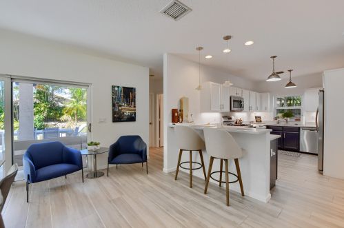 1206 9th Ave, Delray Beach FL  33483-5939 exterior