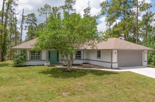 1803 15th St, Lehigh Acres, FL 33972-8723
